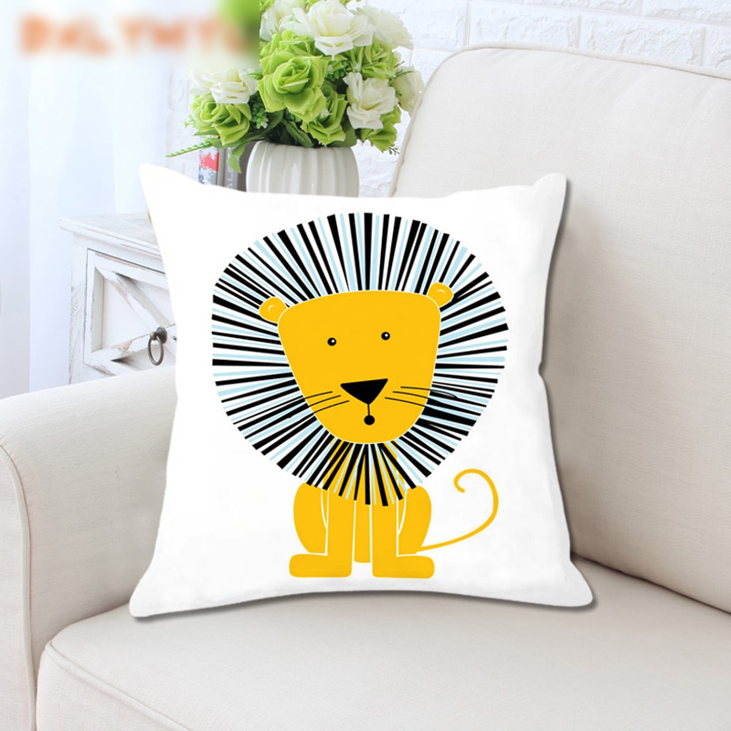 Cartoon Giraffe Lion Elephant Animal Printed Cushion Cover (5x45cm)